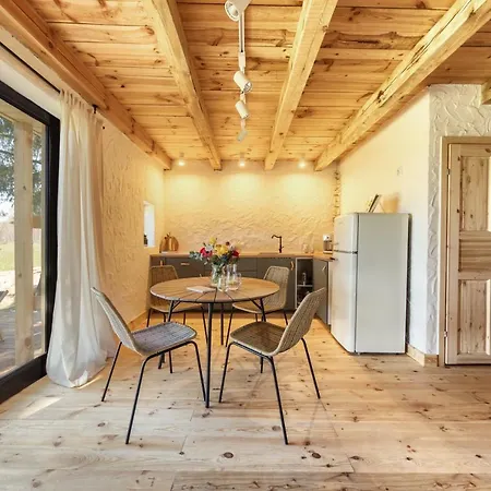 Prywatna Wies Prázdninový dům Mierki