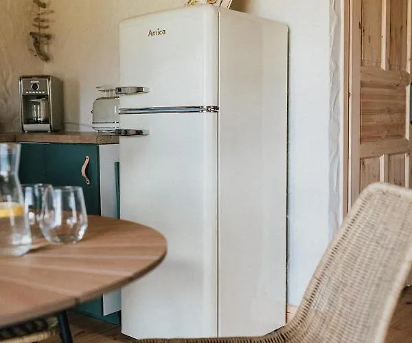 Prywatna Wies Holiday home Mierki