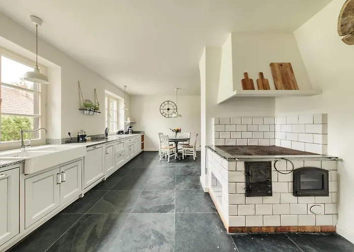 Prywatna Wies * Mierki